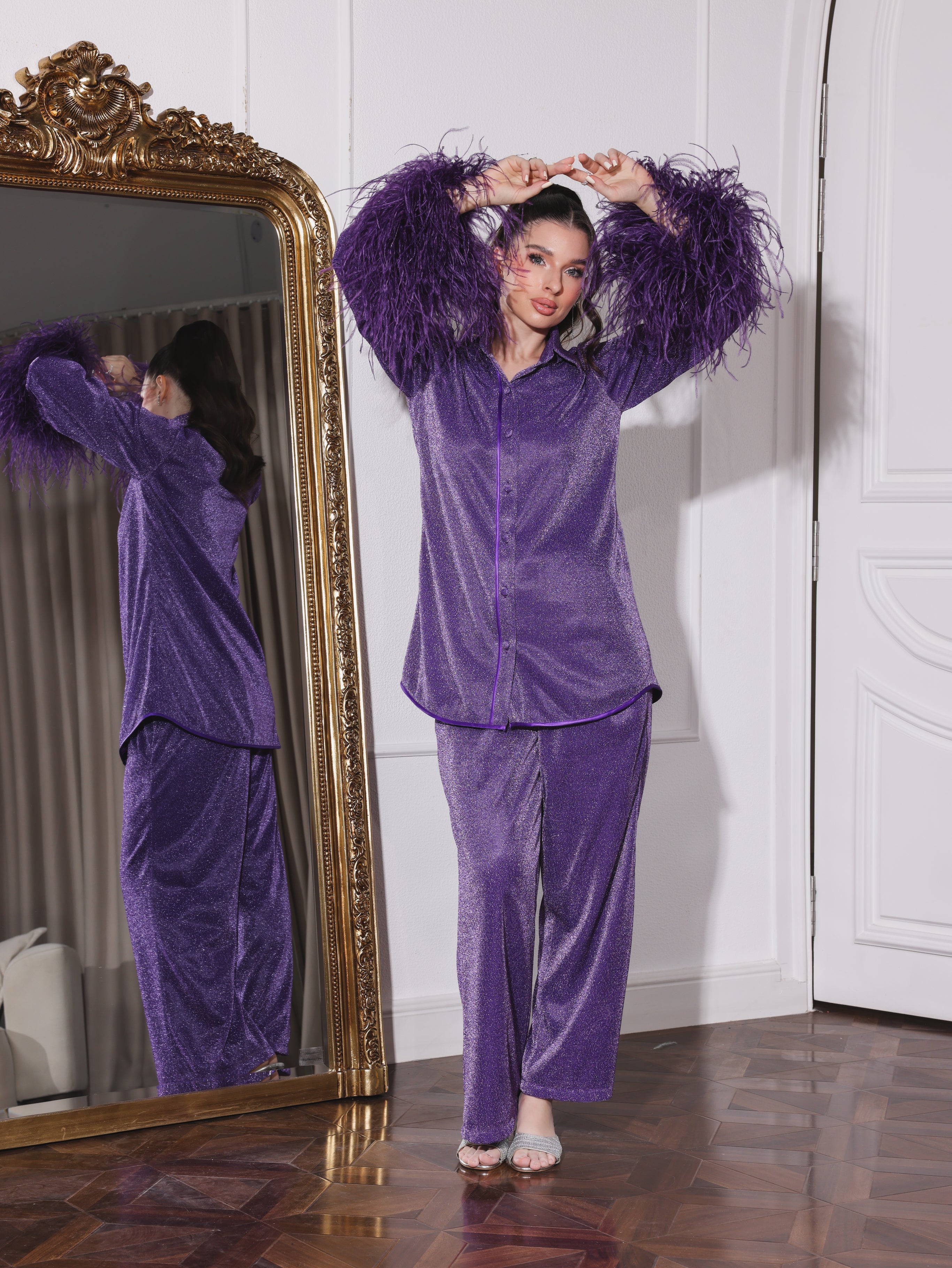 Capri Set With Feather